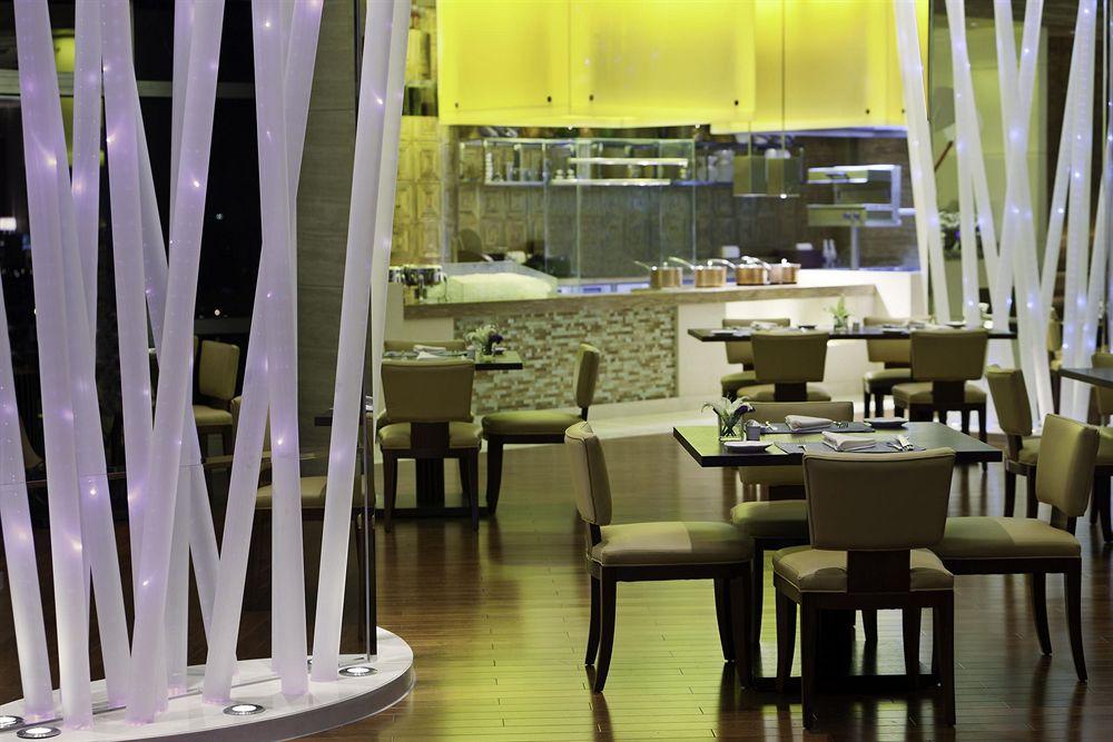 The Westin Nanjing Xuanwu Lake Exterior photo