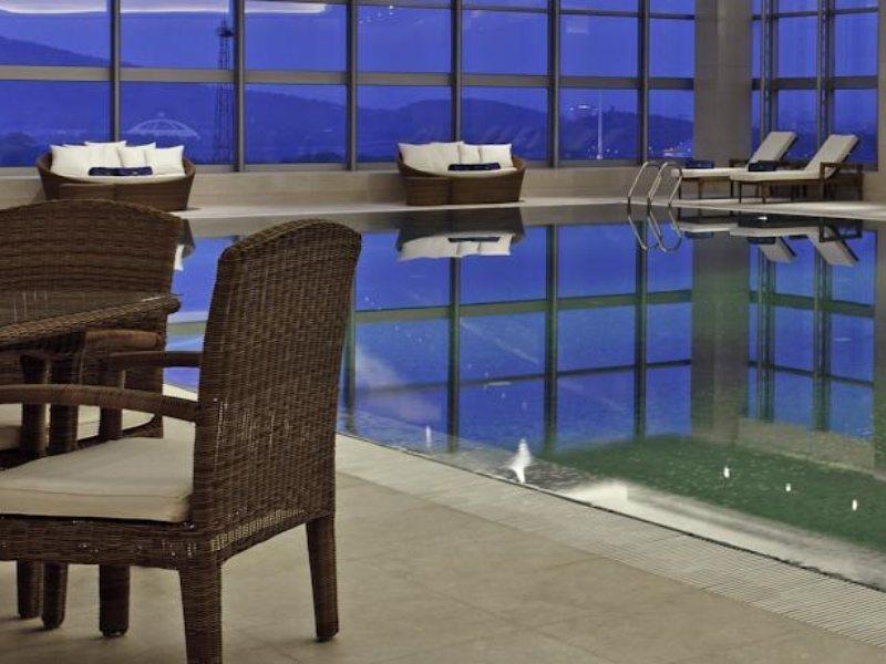The Westin Nanjing Xuanwu Lake Exterior photo