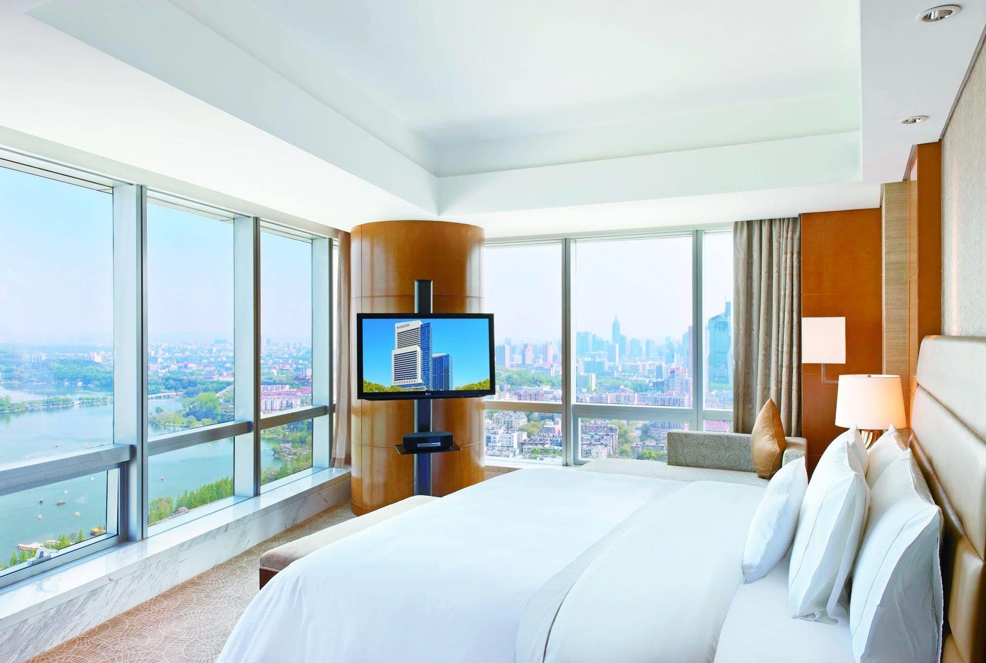 The Westin Nanjing Xuanwu Lake Exterior photo